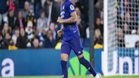 爱德华兹25+6助力森林狼逆袭，7人冲突致活塞遭驱逐